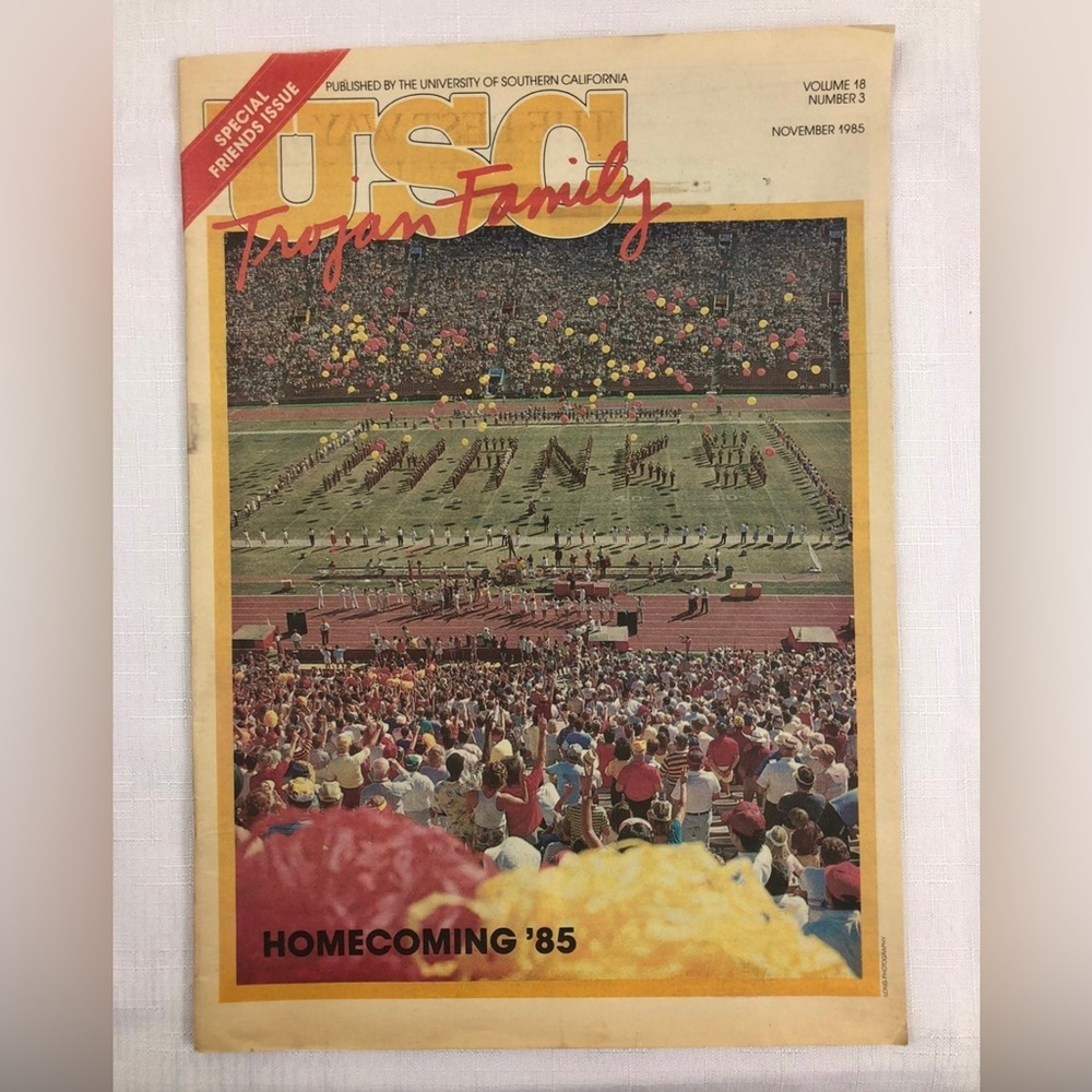 1985 USC Trojan Family Homecoming Newspapers University Of Southern California